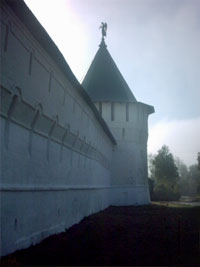 Крепостная стена и башня