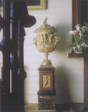 Фрагменты интерьеров господского дома с предметами из собрания Н.А. Морозова